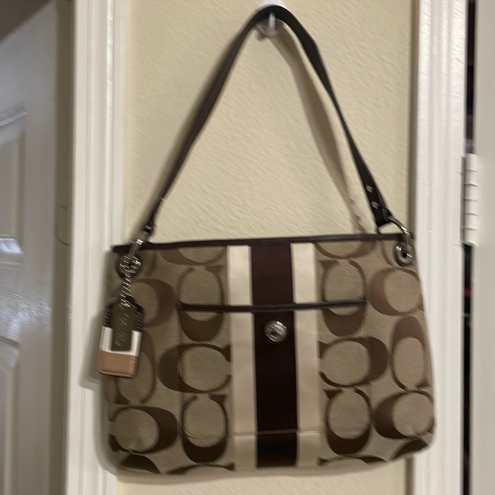 Coach 22418M Hampton Khaki Mahogany Signature Logo Stripe Crossbody Bag.